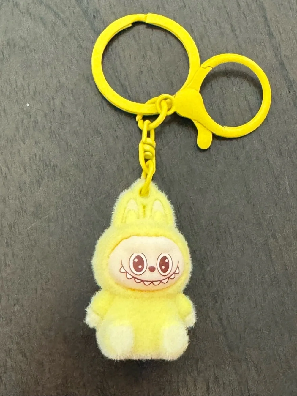 Yellow Labubu Keychain (4cm)